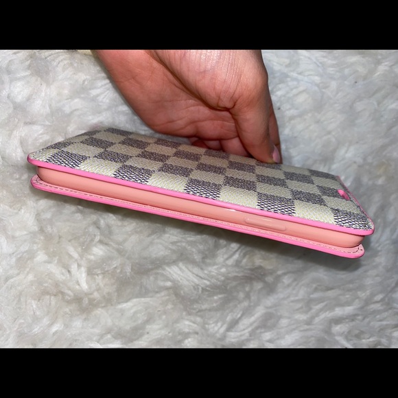 11 pro max case - Picture 2 of 4